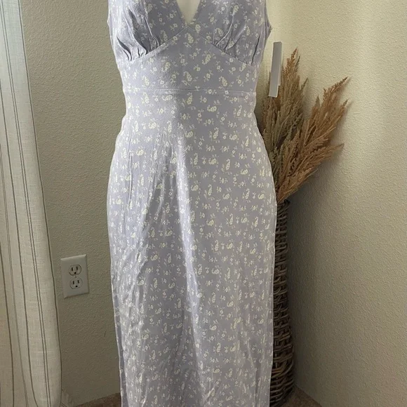 Treasure & Bond Calendar Floral Maxi Dress Size Small - Picture 3 of 16